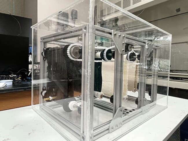 Bench scale prototype of the recently patented circulating coculture biofilm photoreactor (CCBP) developed at Auburn University