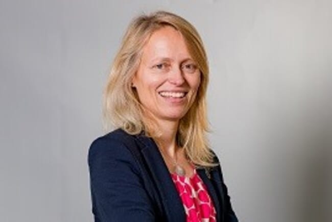 Headshot of a woman.