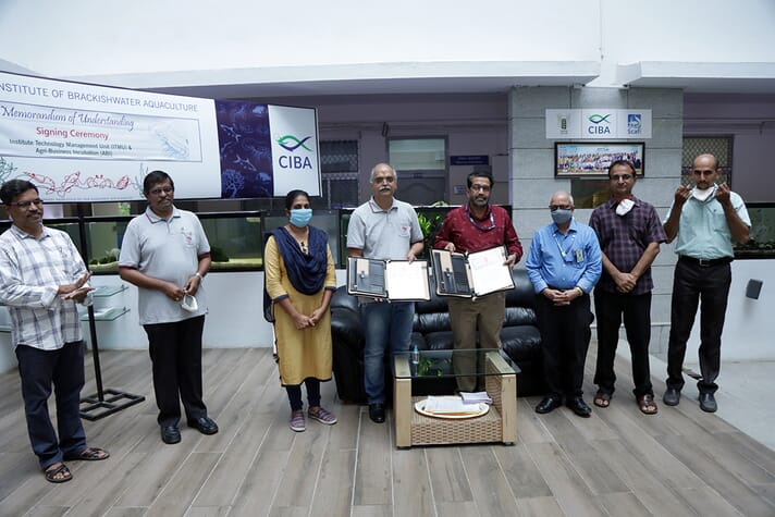 CIBA DirectorCIBA's Dr KK Vijayan and Salem Microbes CEO Ramesh Kumar Dhanakoti after signing the MoU