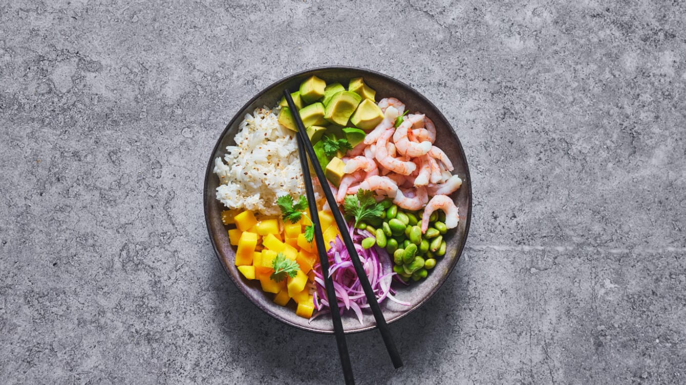 A photo of a poke bowl made with aquaculture shrimp.