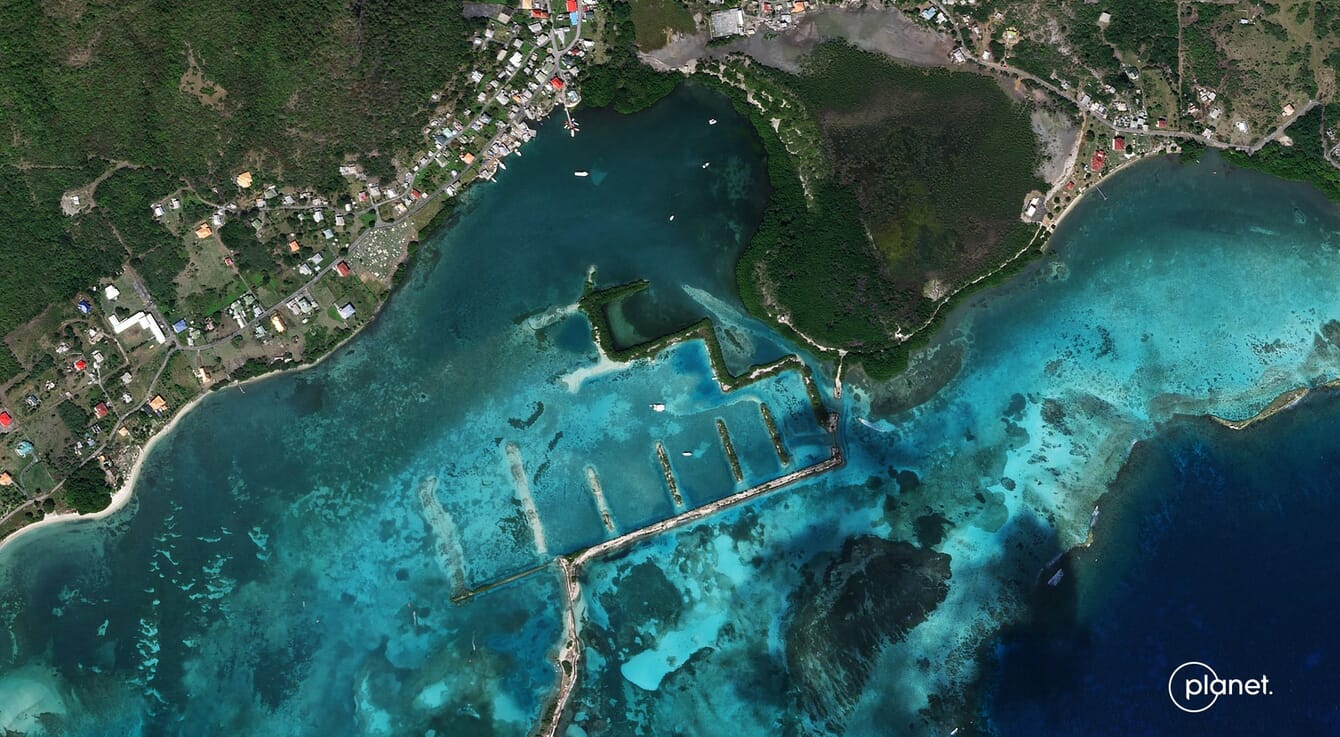 Imagem de satélite da área costeira