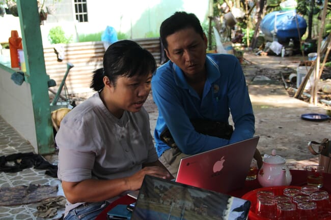 Nguyễn Kim Thanh con un pequeño agricultor