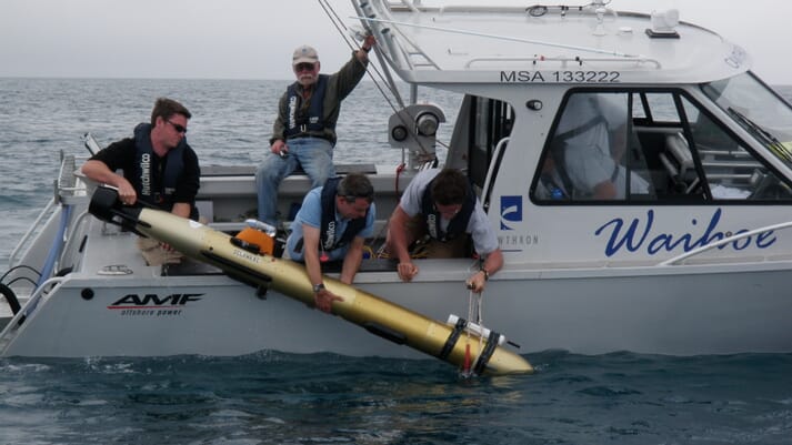 Exploring Tasman Bay with a robotic submarine